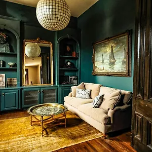 Henrie House I Luxury 4br Downtown Historic Gem With Library & Patio Nashville